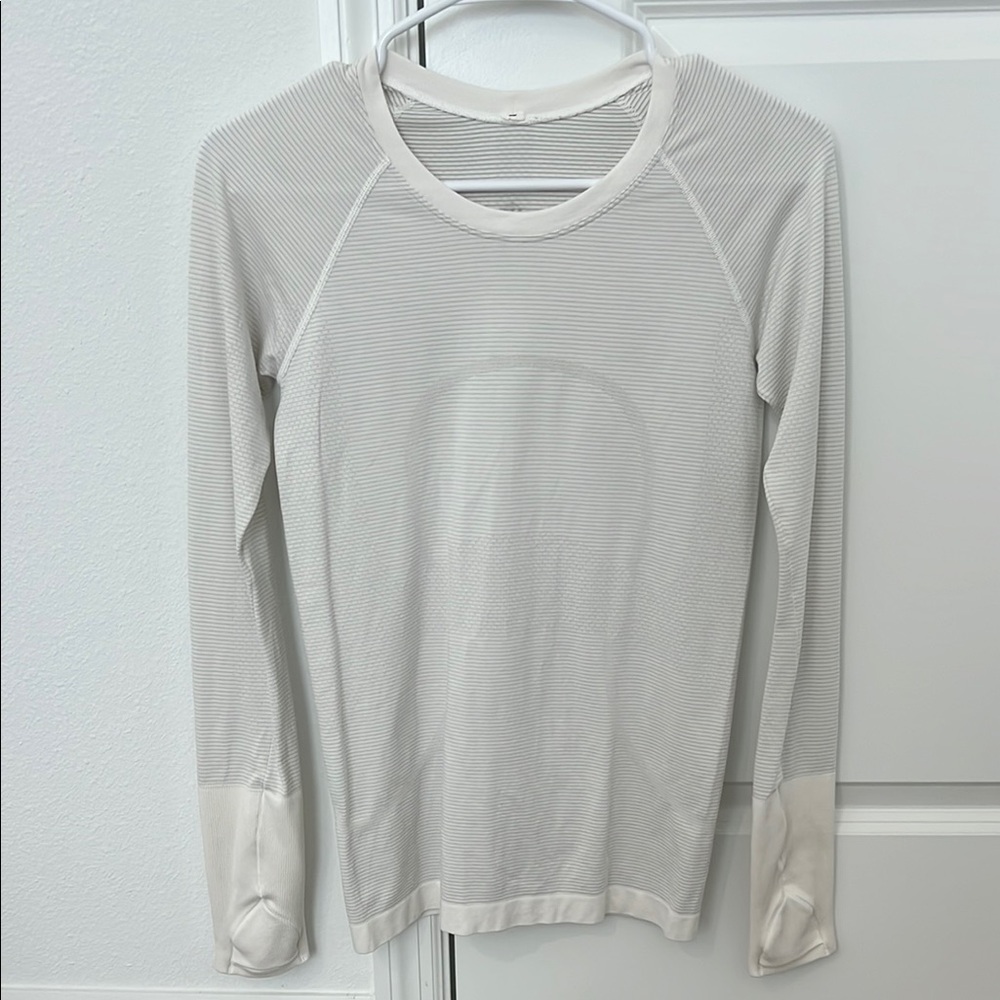 Lulu Swiftly Tech Long Sleeve